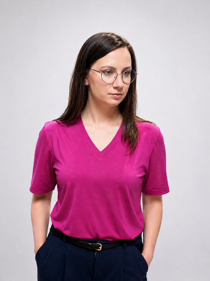 VELA — minimalistyczna bluzka z dekoltem V