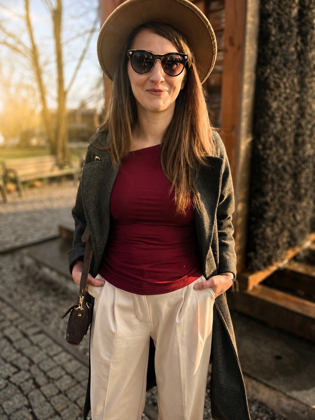 Bluzka Longsleeve Bambusowy z asymetrycznym dekoltem | LUVA |wine berry