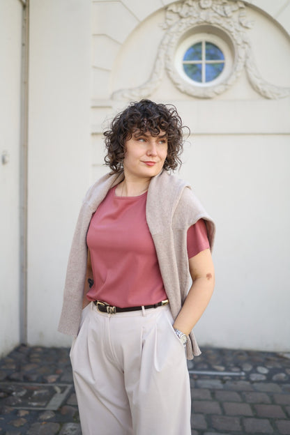 Bluzka VERO | Koralowa - Elegancka baza z wiskozy