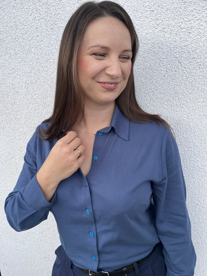 Koszula Wiskozowa – Ponadczasowy i Prosty Basic z Rozcięciami | niebieska