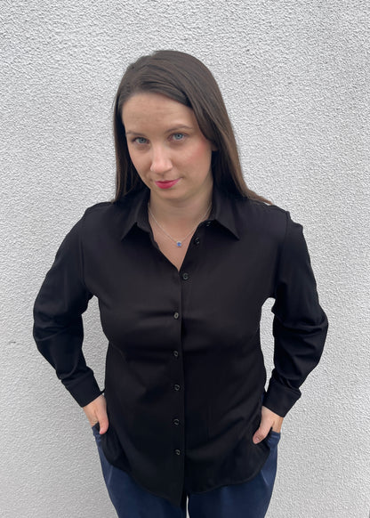 Koszula Wiskozowa – Ponadczasowy i Prosty Basic z Rozcięciami | czarny
