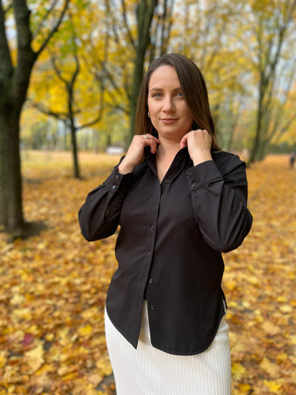 Koszula Wiskozowa – Ponadczasowy i Prosty Basic z Rozcięciami | czarny